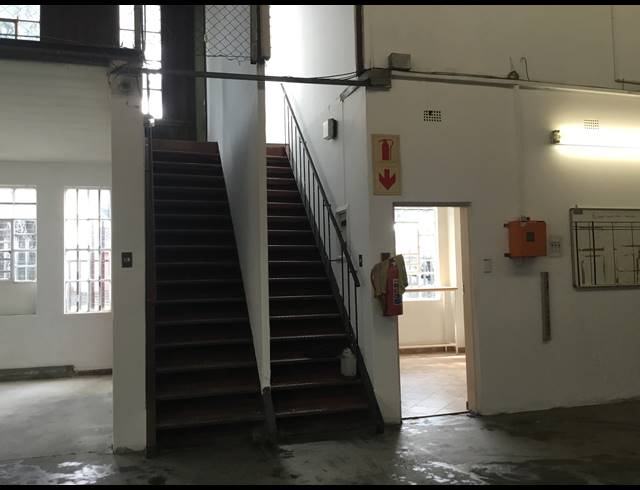 1,830M² WAREHOUSE FOR SALE IN WADEVILLE